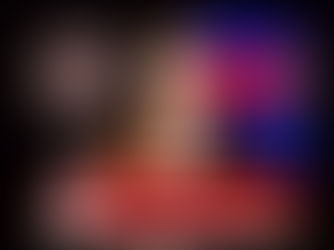 Ведуча Новин Українського радіо Канади UCAN Radio Юлія Стеранка на обкладинці щоденного випуску новин про головні події Канади, Україна щоденного випуску новин про головні події Канади, України та Світу