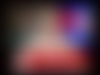 Ведуча Новин Українського радіо Канади UCAN Radio Юлія Стеранка на обкладинці щоденного випуску новин про головні події Канади, України та Світу