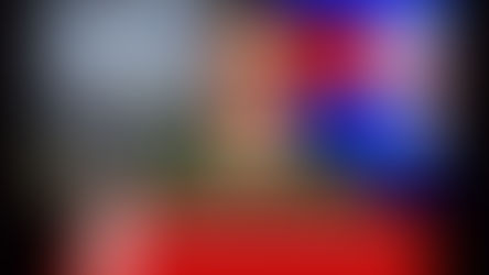 Ведуча Новин Українського радіо Канади UCAN Radio Юлія Стеранка на обкладинці щоденного випуску новин про головні події Канади, України та Світу