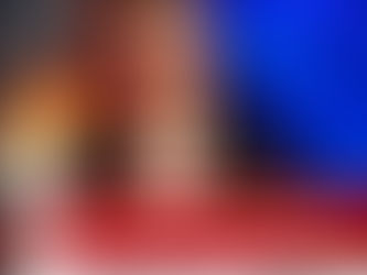 Ведуча Новин Українського радіо Канади UCAN Radio Юлія Стеранка на обкладинці щоденного випуску новин про головні події Канади, Україна щоденного випуску новин про головні події Канади, України та Світу