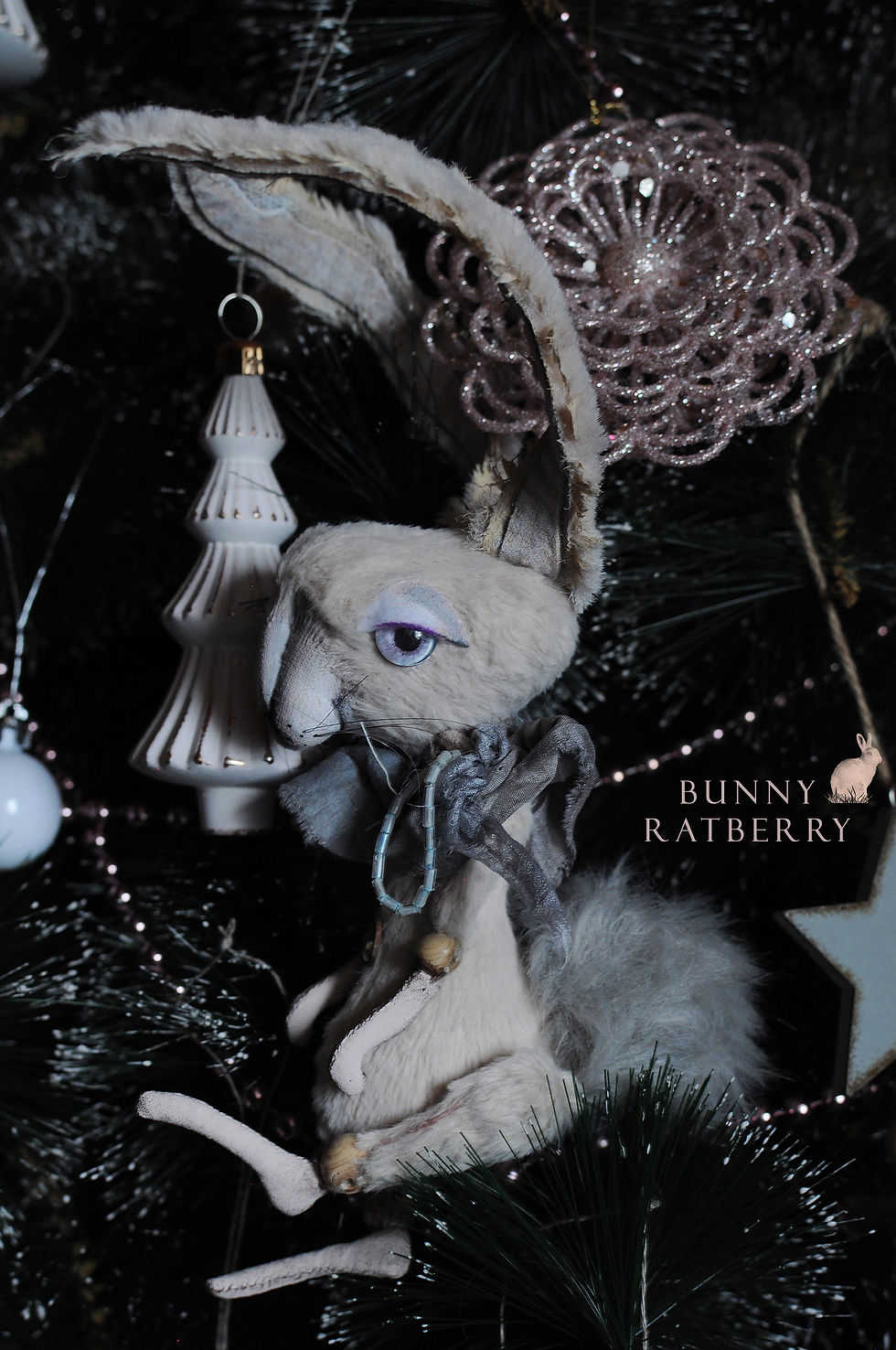 Thumbnail: Beige Bunny boy 7/9"