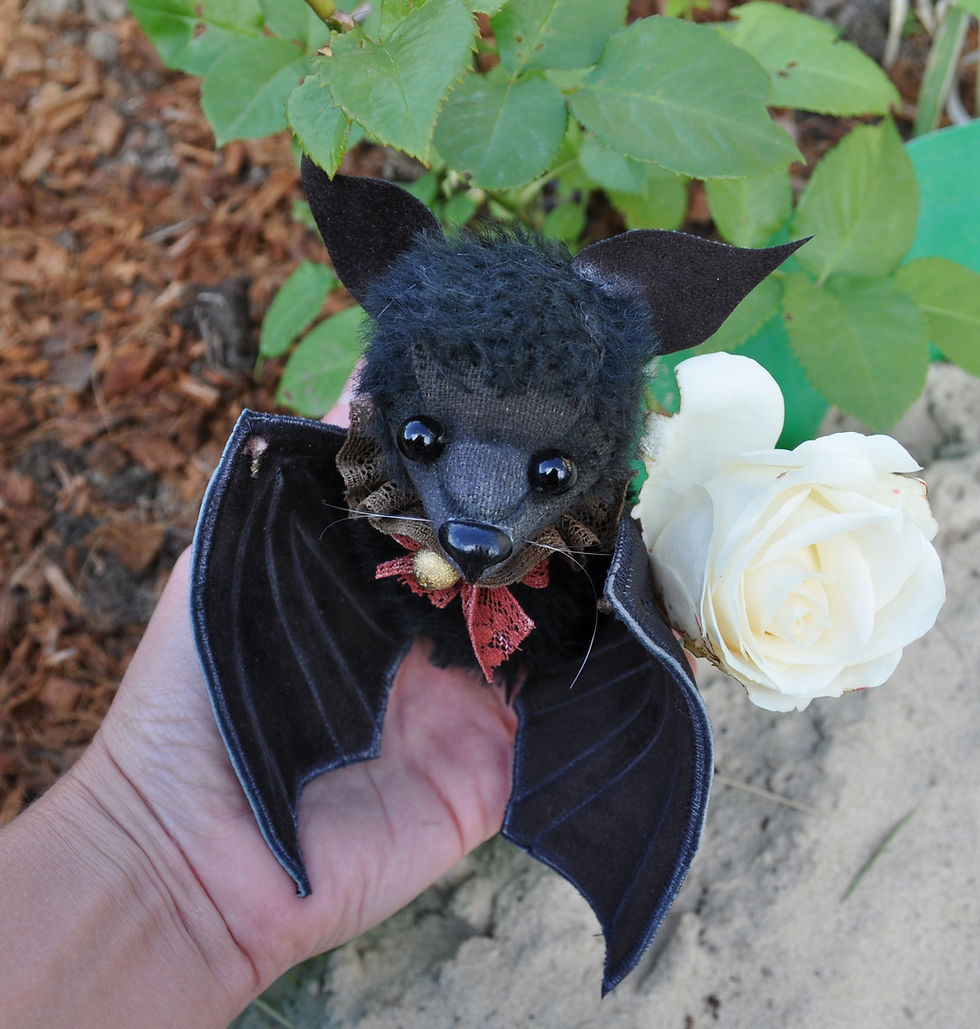 Thumbnail: Bat BW 6"
