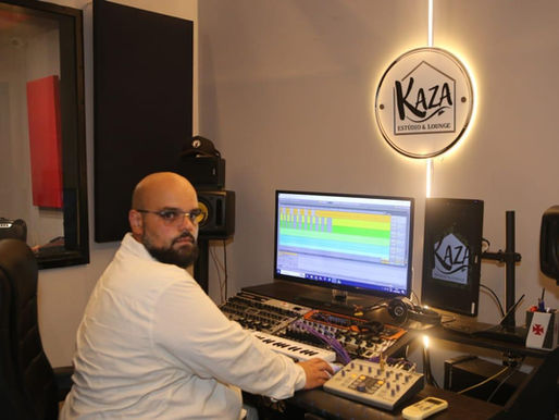 Silêncio! Estamos gravando: + Música + Negócio + Caxias