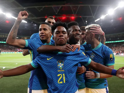 Brasil vence Inglaterra na estreia de Dorival Júnior