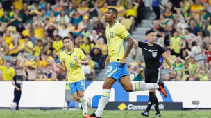 Fiasco: Rayan salva no fim, e Brasil só empata com Austrália em amistoso pós-Copa