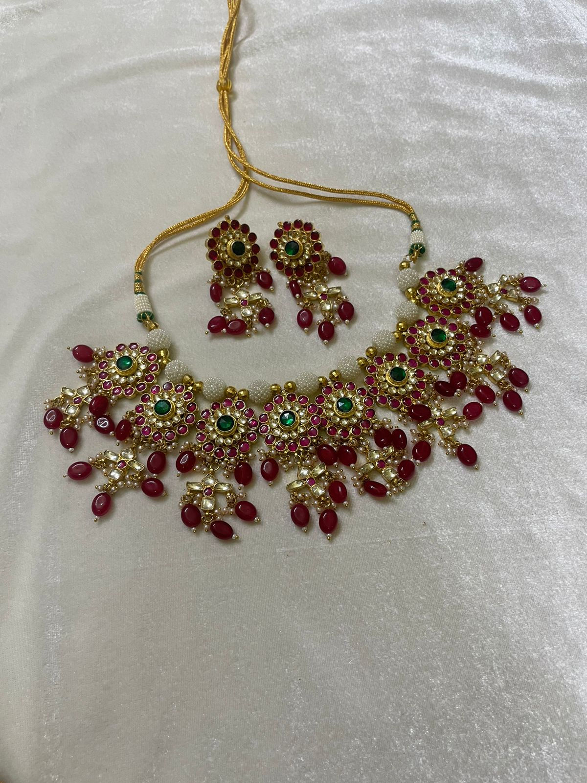 Necklace set