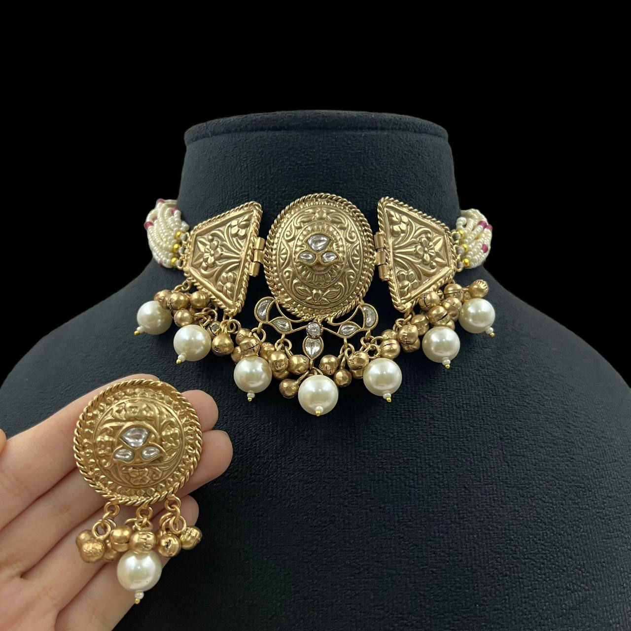 GOLD PLATED CHOKER SET