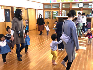親子でリトミック（２日目）