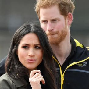 Meghan Markle e o Príncipe Harry Esperam que "Colecionar Troféus" Conquiste o Público Americano Após Anos de Controvérsia