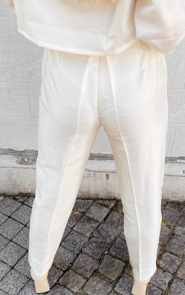 Miniaturbild: Reworked vintage silky trousers 