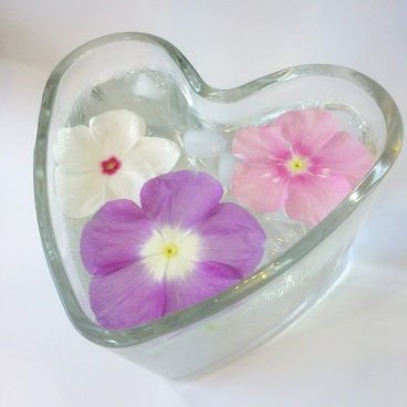 食卓を演出　氷水花