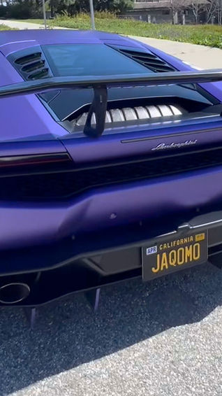 Jaqomo Turns a Giveaway Into a Glow-Up With “The Egg” 