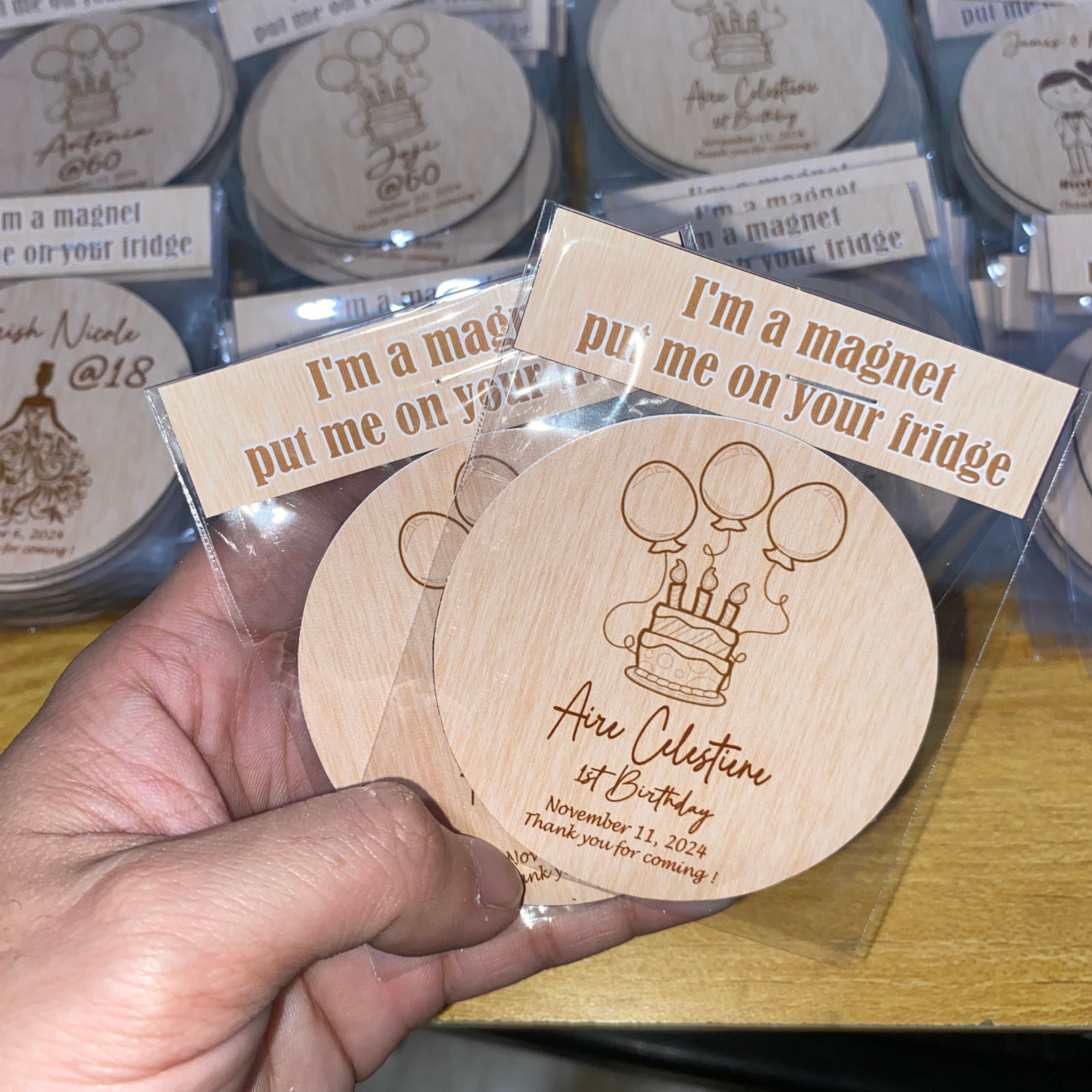 Birthday DESIGN 1 | CIRCLE Wood Design Ref Magnet Souvenir