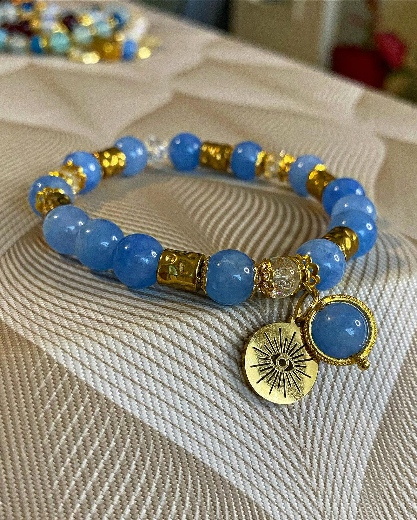 Bracelet en Aigue marine et quartz 
