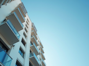 Real Estate Investments: Navigating Opportunities and Risks