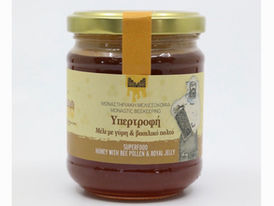 Το μέλι της Ιεράς Μονής Τρικόρφου στη λίστα με τα καλύτερα μέλια για το 2025