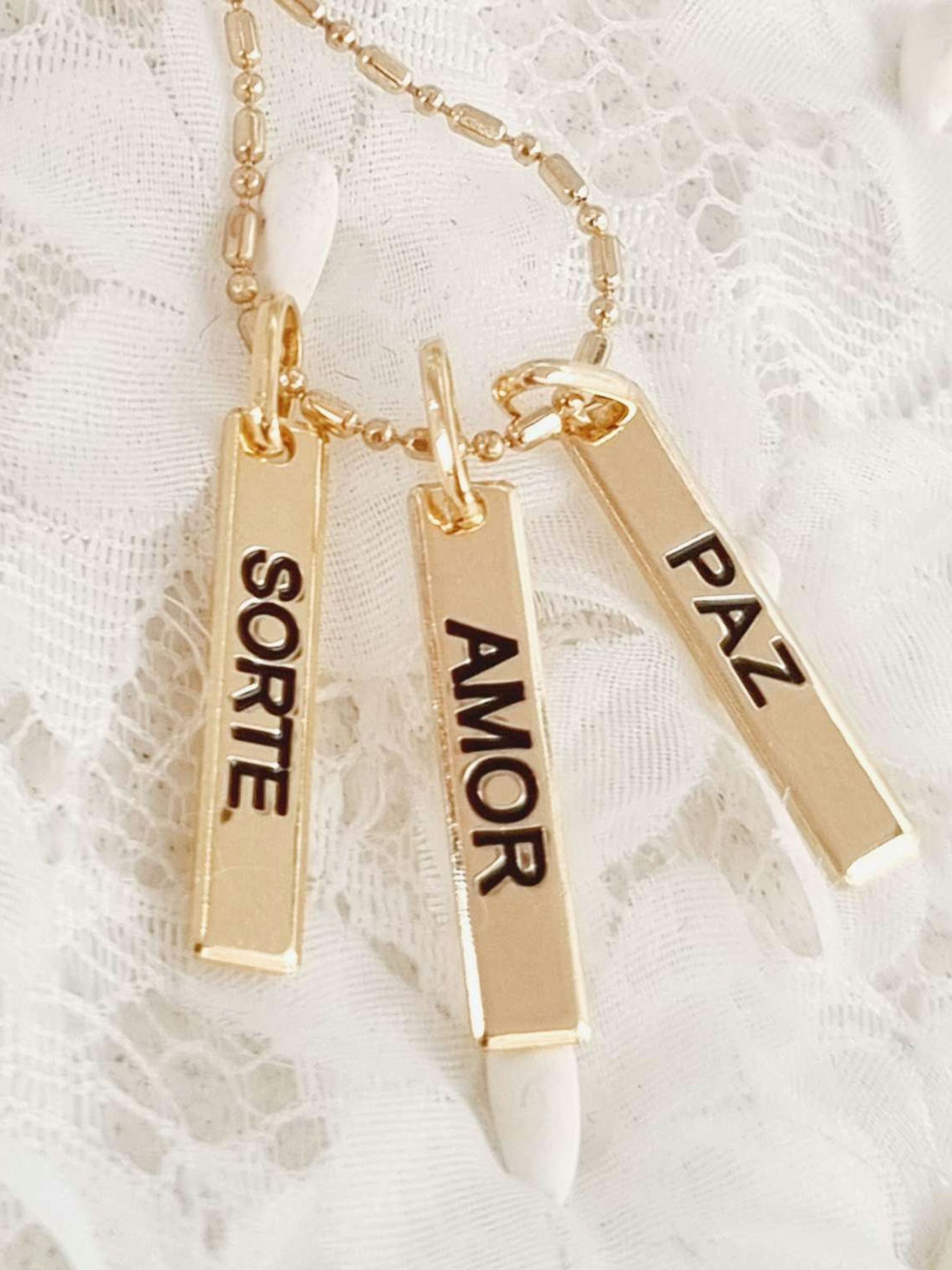 Colar Amon