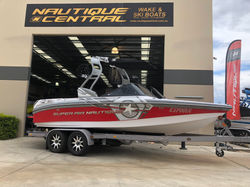 2013 Super Air Nautique 210