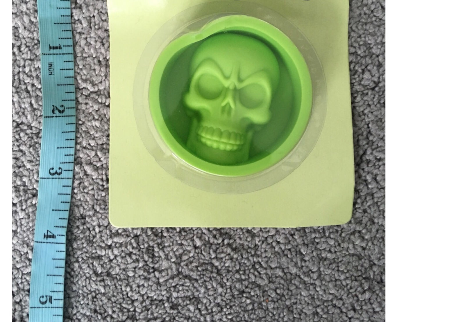 Skull mould