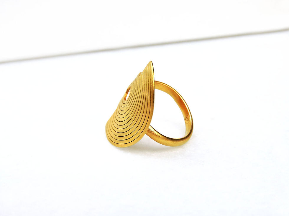 Thumbnail: Amphitheater Ring