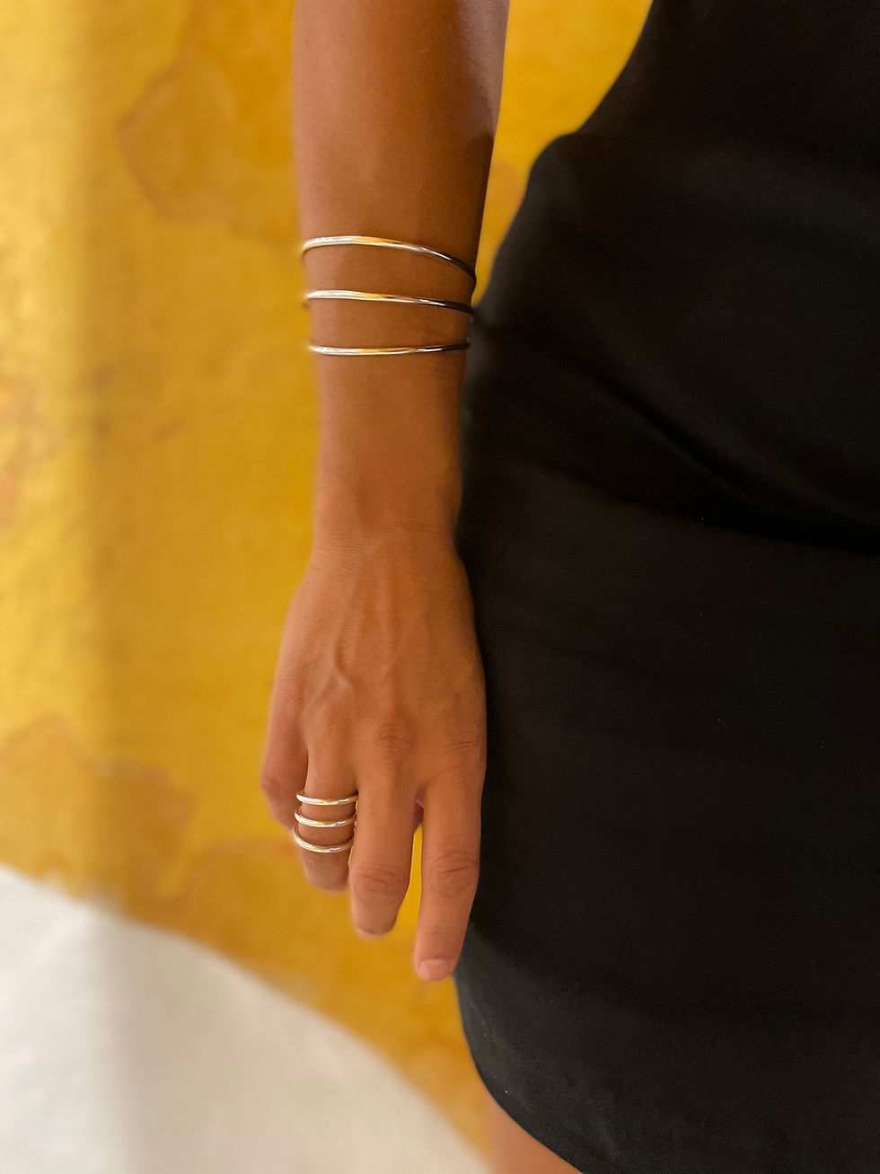 Thumbnail: Three Lines Heavy Ring