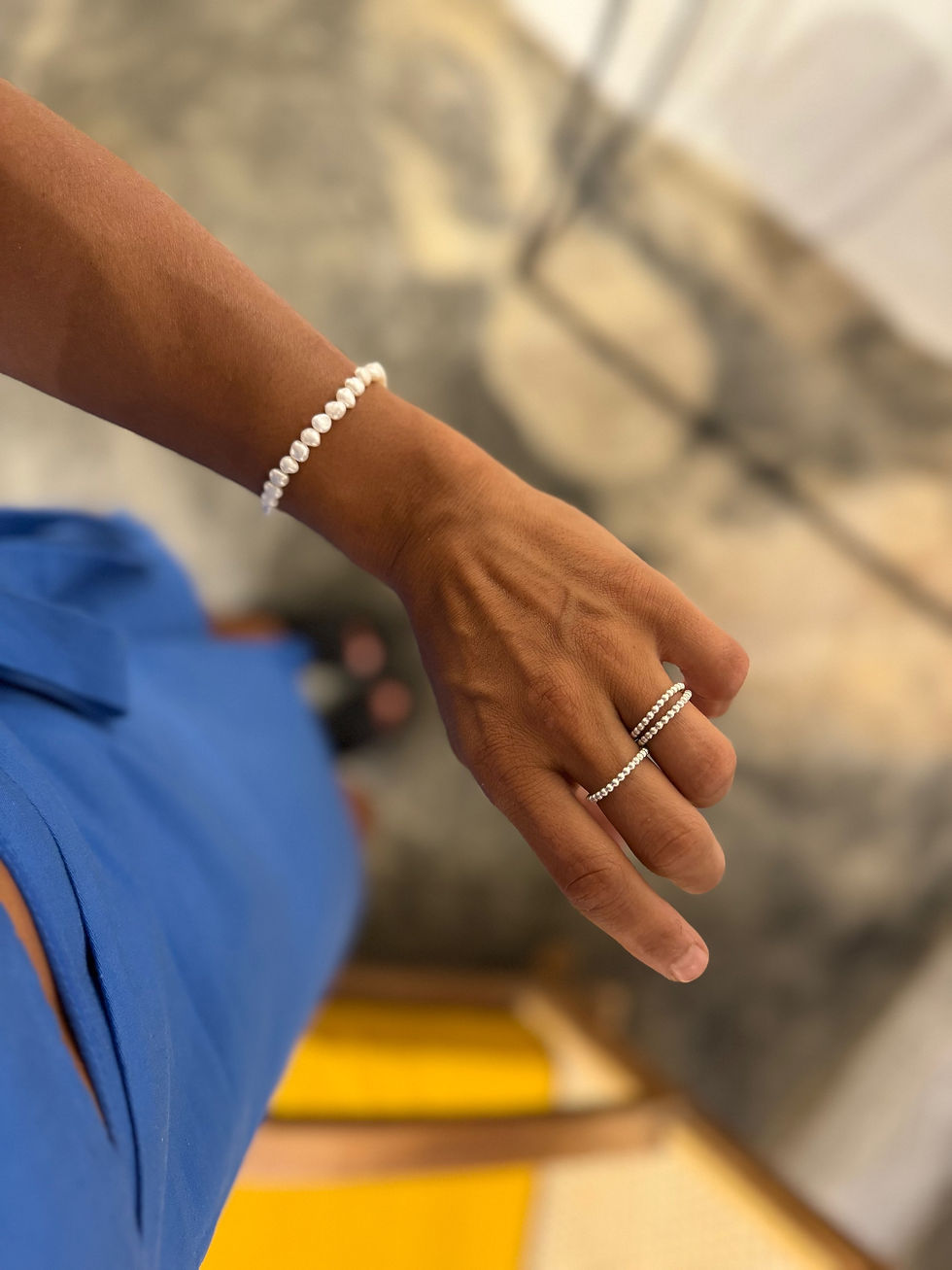 Thumbnail: Pearly choker Necklace & bracelet