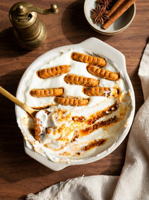 Greek Yogurt Biscoff Cheesecake: Creamy, Spiced, and Crowd-Pleasing