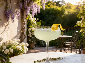 The Delicious and Cozy Elderflower Winter Gin Cocktail: Your Perfect Seasonal Escape