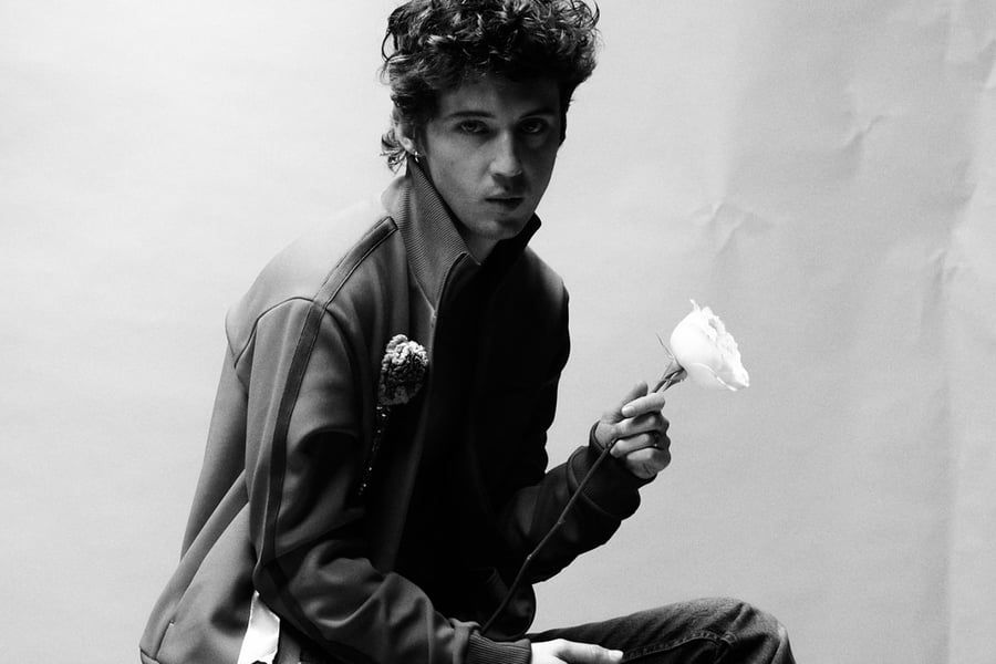 Troye Sivan’s She’s the Best