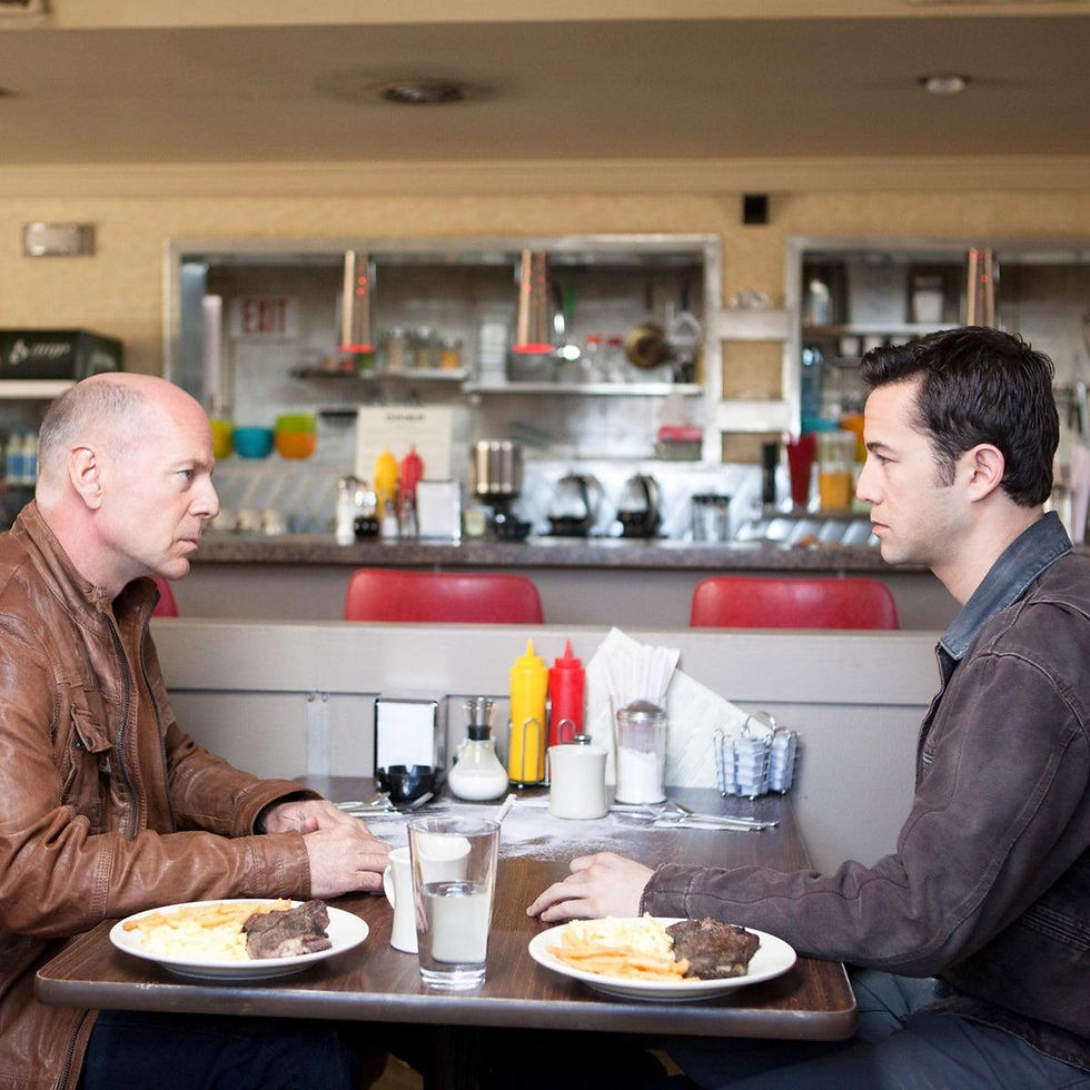 Looper (2012)