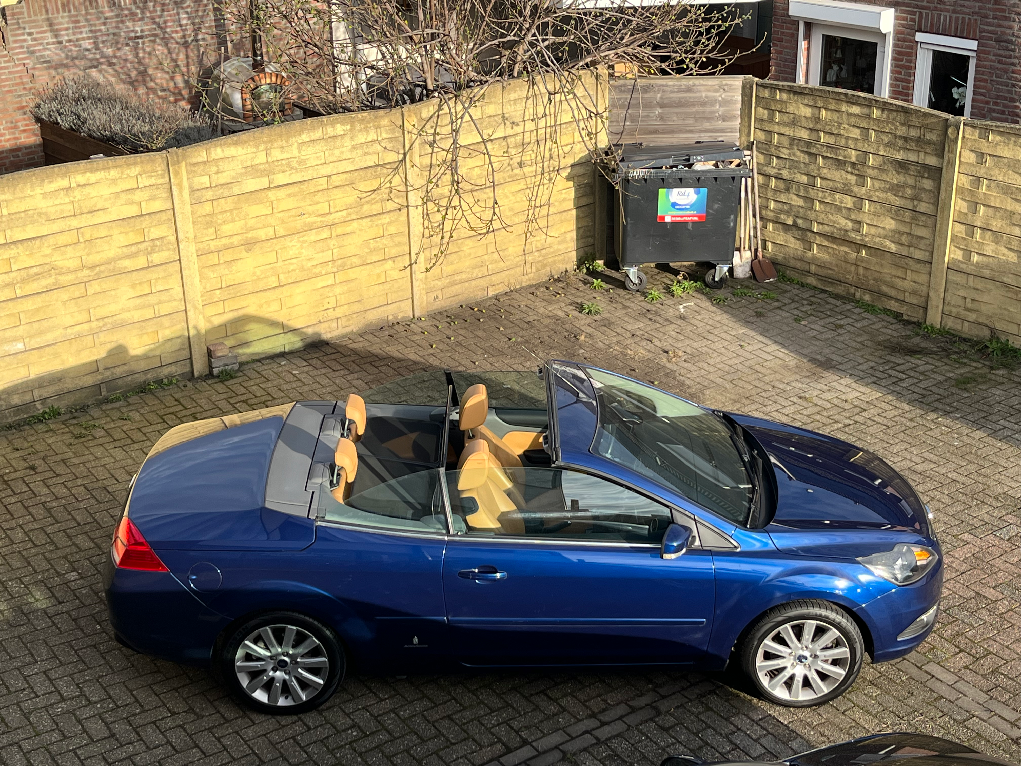 VERKOCHT Ford Focus 2.0 107KW CC 2010 Blauw