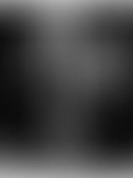 Para las invitadas de negro