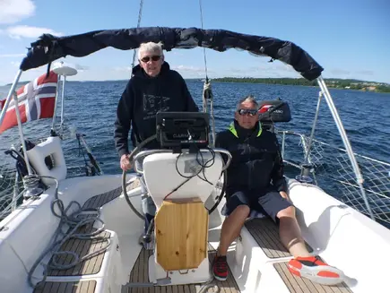 Vi ankommer egen bøye i egen båt!