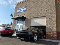 69907987_371185983789411_601495062686833