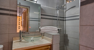 DSC04143_hdr.jpg
