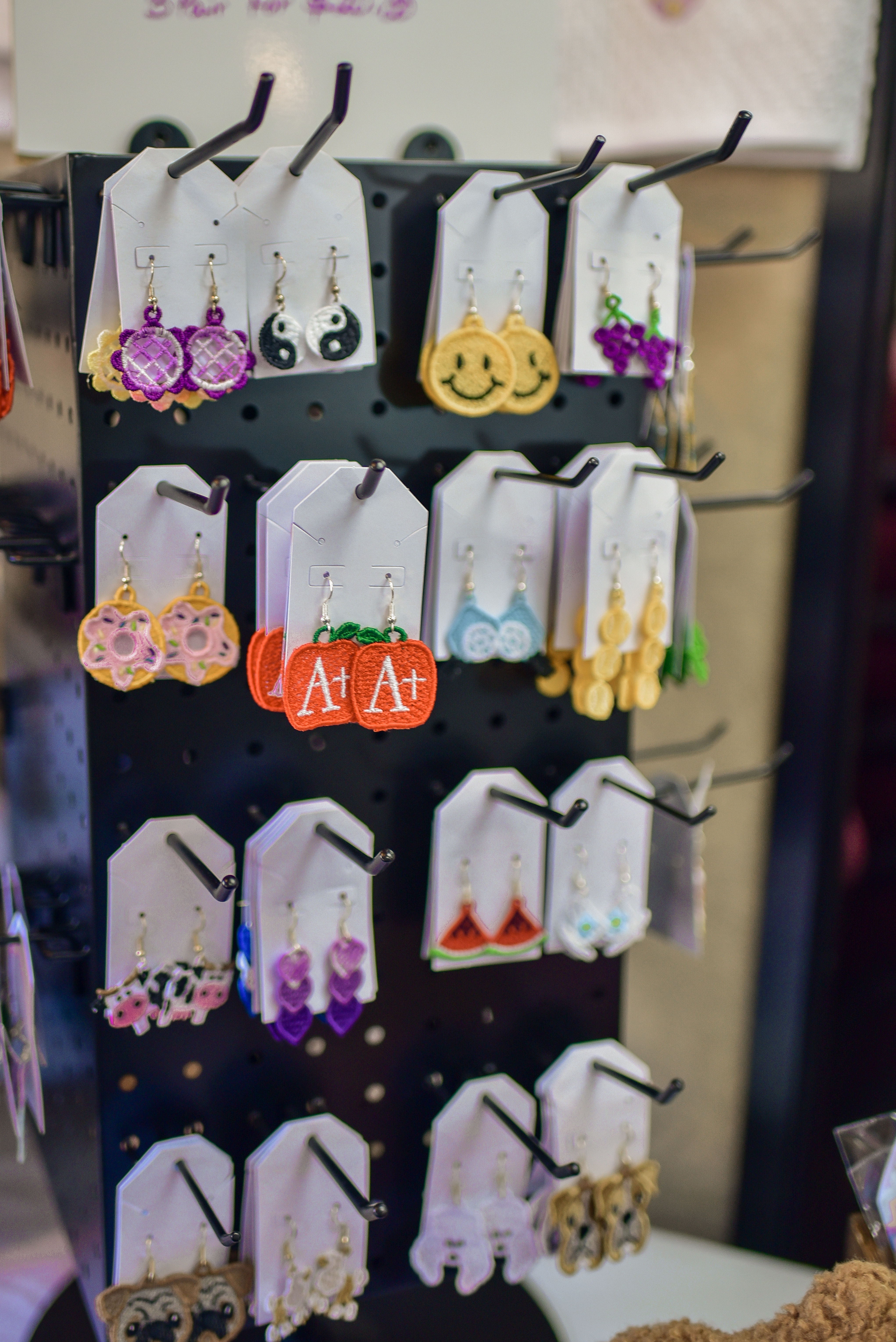 Palm Valley Market Jewelry Vendor Image