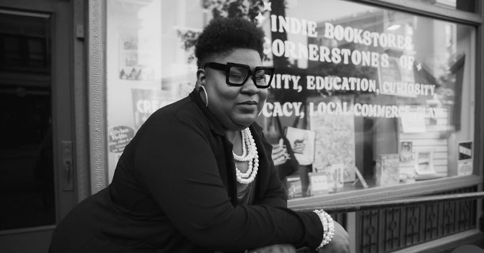 PHOENIX BLACK AND WHIE.png