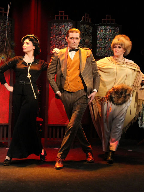 Rakastetuimmat operettiklassikot yhdistettynä Belle Époque -aikakauden värikkääseen historiaan