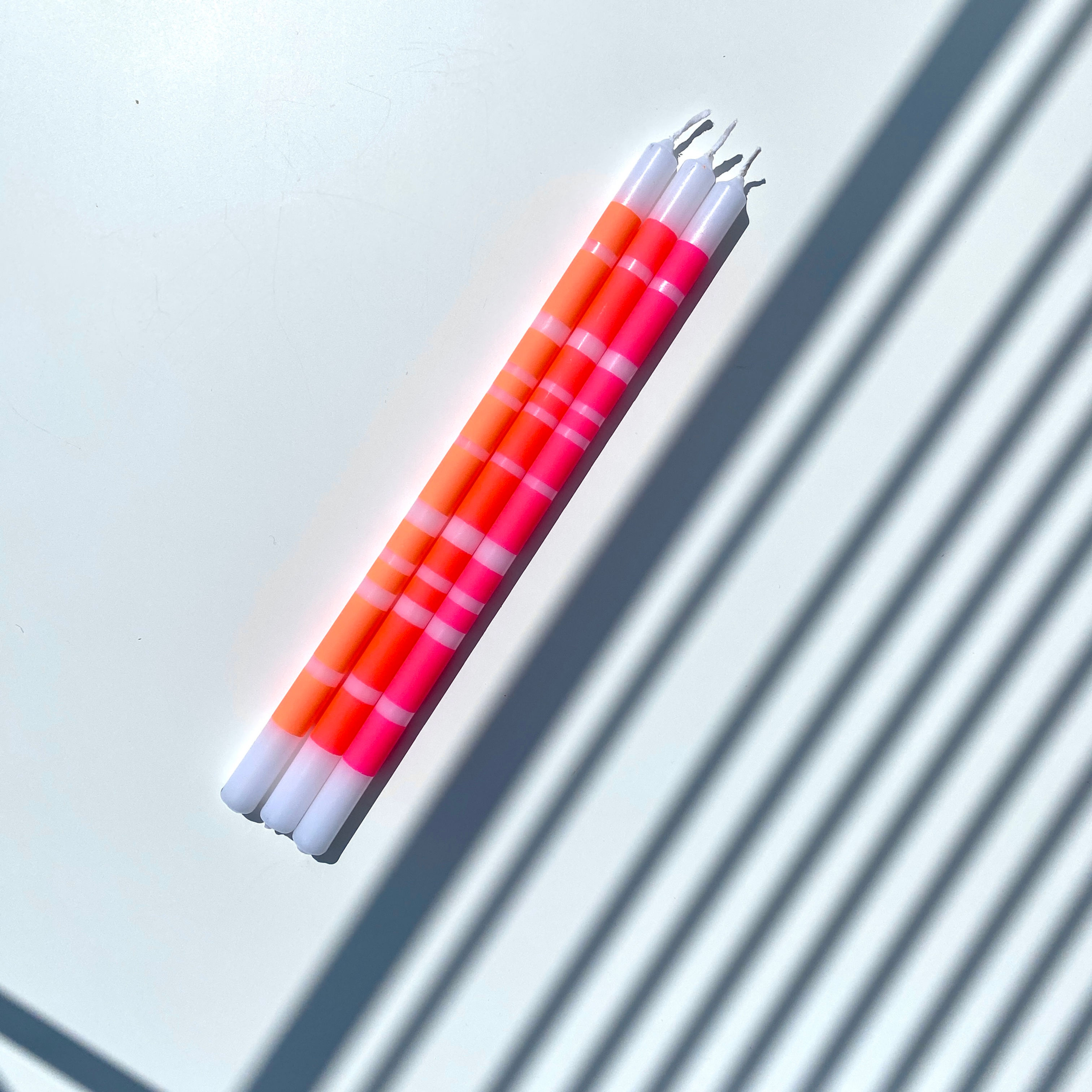 Graphic Lights Skinny * Lines 21