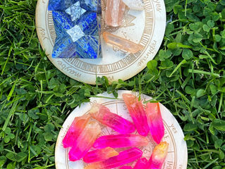 Put your crystals out tonight under the full moon 🌕