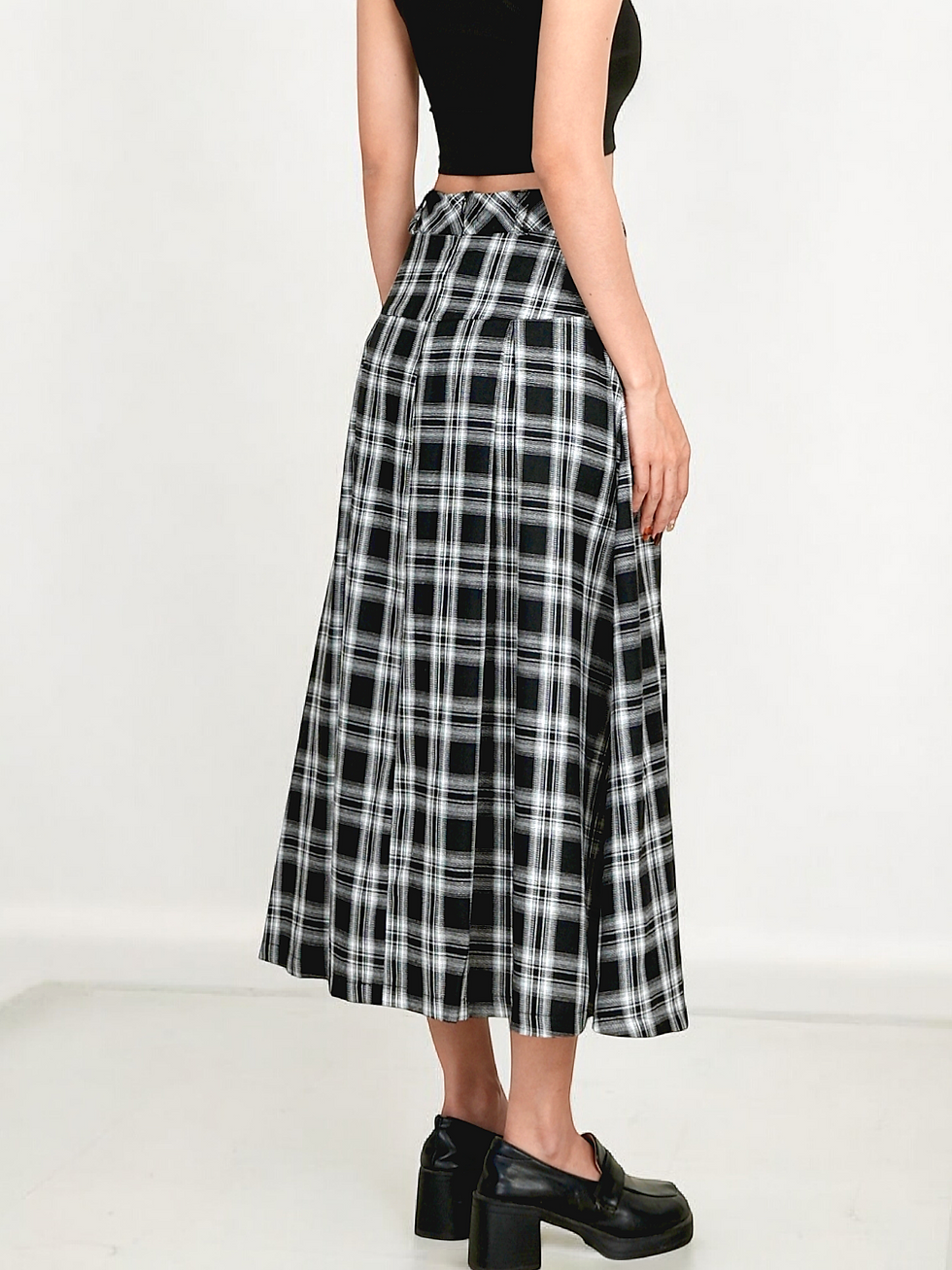 Thumbnail: Modern Pleated Skirt