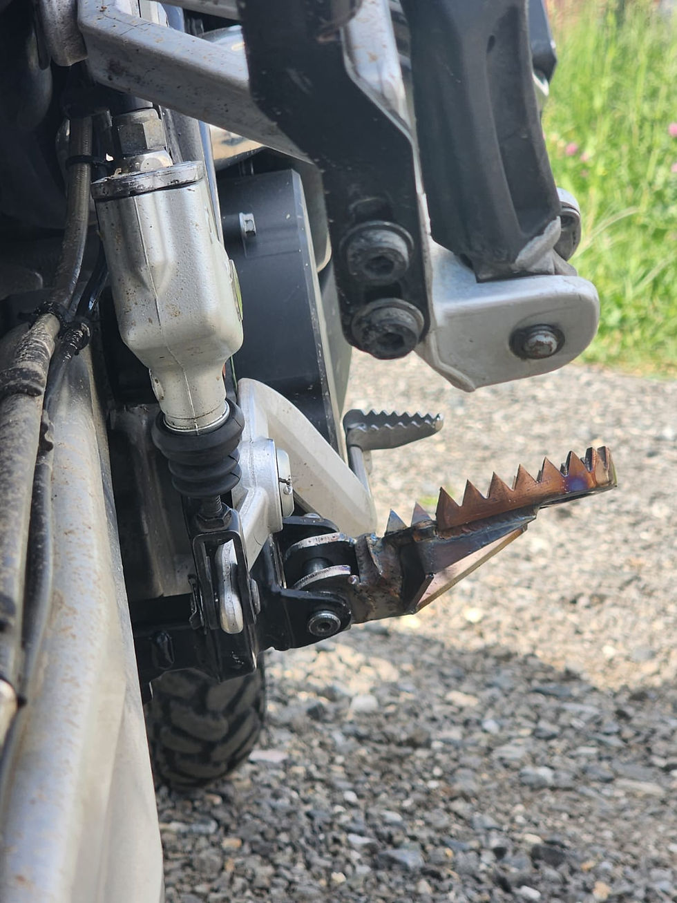 Thumbnail: Mitigator GATOR Foot Pegs-fits: KTM 1998-16  Husqvarna 2014-16  Sherco 201