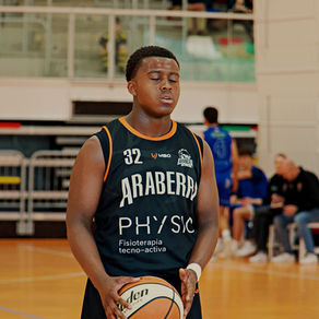 JUNIOR LIGA VASCA EN LO MÁS ALTO DE LA A2