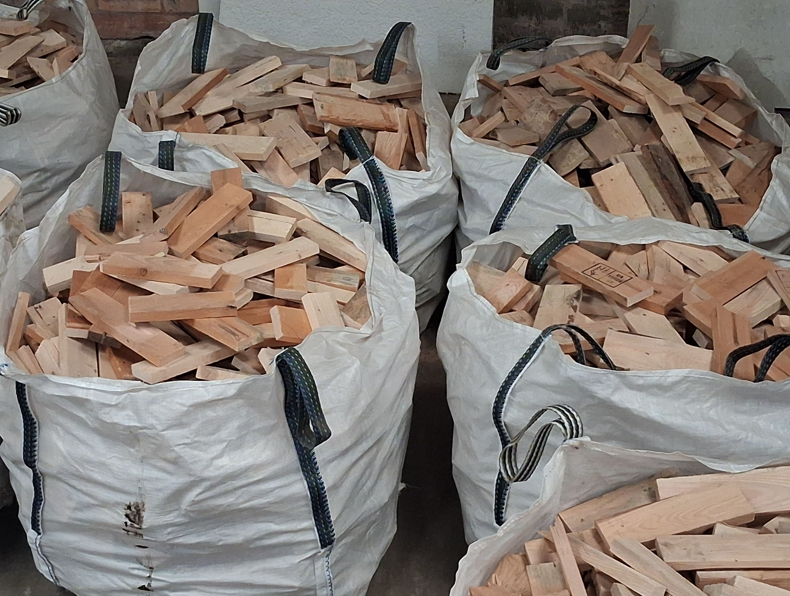 Bulk bag of cut up pallets and crates