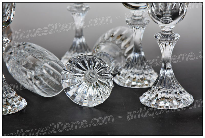Antiques20ème, Verres flûtes en cristal de St Louis modèle Fontainebleau, St.Louis crystal champagne flutes glasses