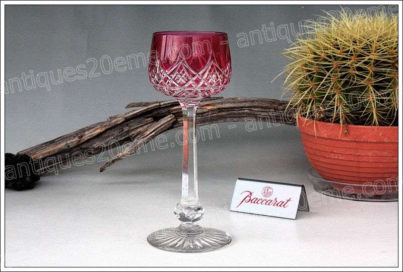 Antiques20ème, Verre à vin du Rhin en cristal de Baccarat modèle Colbert, Baccarat crystal Roemer glass wine hock