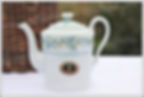 Cafetière verseuse en porcelaine de Limoges Tharaud modèle Sylvia, Limoges Tharaud porcelain coffee pot