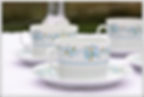 Tasses à thé en porcelaine de Limoges Tharaud modèle Sylvia, Limoges Tharaud porcelain tea cups