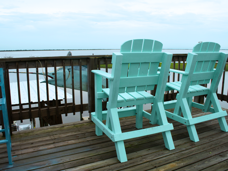 Painting by Powderhorn Lake: A Peaceful Creative Escape in Calhoun County