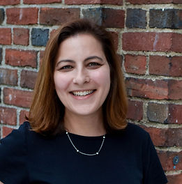 Emily Weiner headshot
